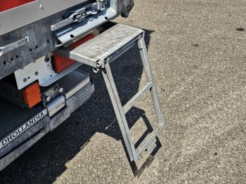 SCB*S3 / TAIL LIFT -LBW / LIFT AXLE